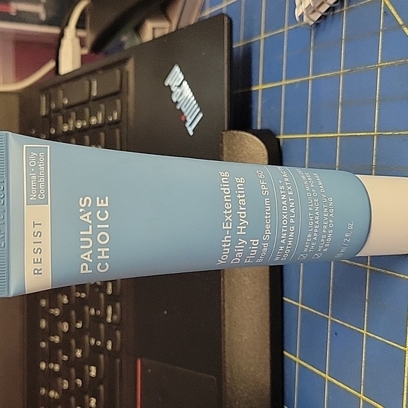 Paula's Choice Youth Extending Daily Hydrating Fluid SPF 50 60ml/2 oz New - Picture 1 of 1